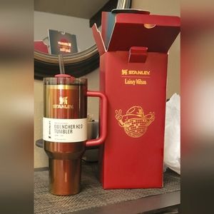 BNIB Stanley Lainey Wilson Country Gold 40oz Quencher Tumbler